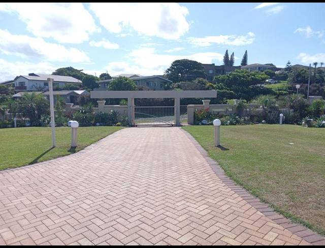 5 BEDROOM HOUSE FOR SALE IN OSLO BEACH